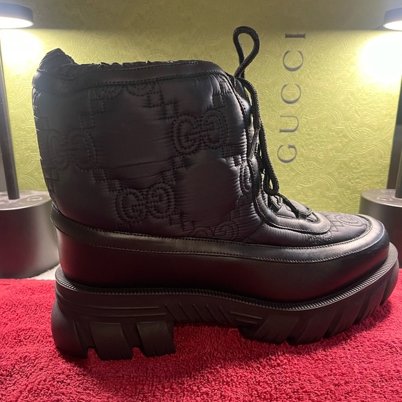 Gucci Black Snow Boots - Picture 1 of 7